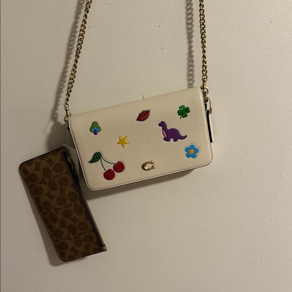 Authentic Coach Cream Crossbody Bag with Colorful Patches - Picture 12 of 16